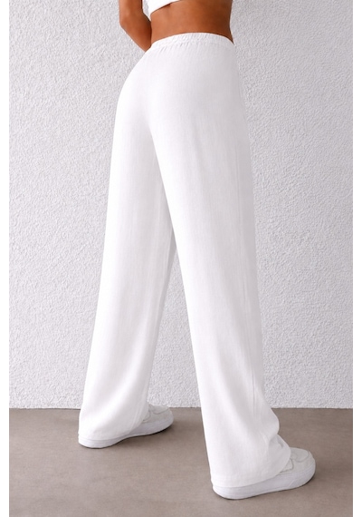 Tarz Cool Kadın Wide Leg Pantolon Ön Cep Detaylı Rahat Kalıp Günlük Pantolon Beyaz