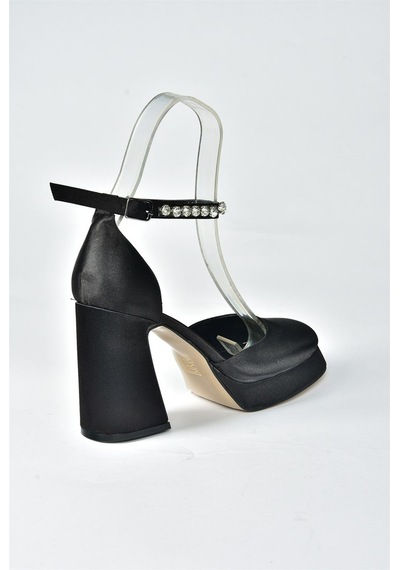 Fox Shoes Siyah Saten Kumaş Kalın Platform Topuklu Kadın Ayakkabı M404111804 Siyah