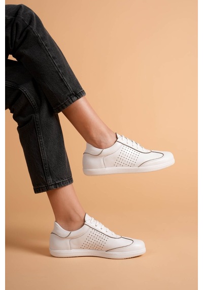 Analin Shoes Kadın Hakiki Deri Bağcıklı Süet Detaylı Spor Ayakkabı Beyaz