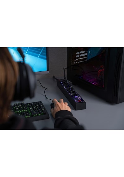 Brennenstuhl Oyuncu Serisi 5 Renk Led Aydınlatmalı Ve Renk Değiştirme Modlu 2 Usb Li 5 Soketli 1.5 Metre Priz