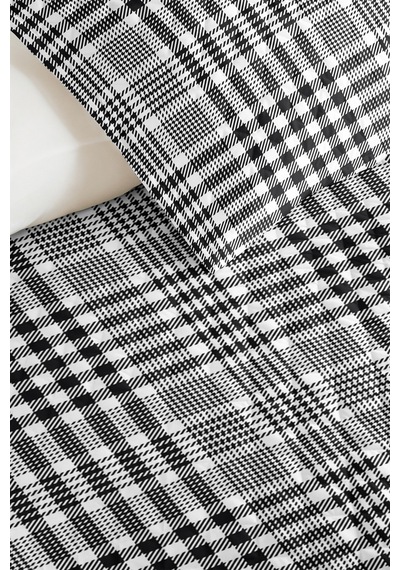 Siyah Ekose Geometrik Pike Takımı - Modern Gri Kareli 160x220 Cm Kapitone Mevsimlik Yatak Örtüsü Ilık Meşe Dengesi
