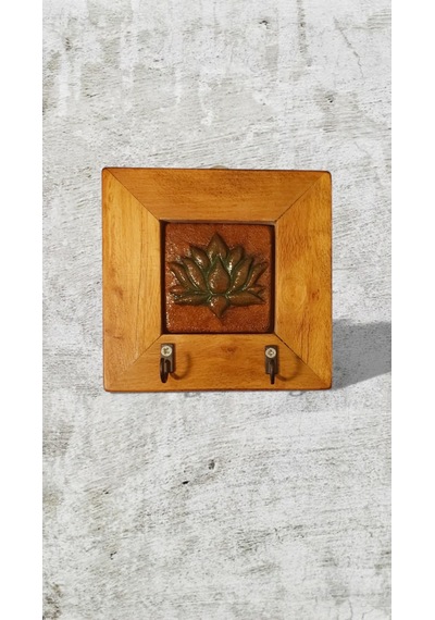 Anahtarlık Duvar Panosu Lotus Çiçeği Askılık Tablo 14,5 14,5 2,5 Cm Ahşap