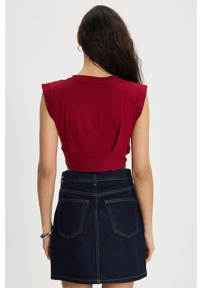 Tudors Kadın Slim Fit %100 Pamuk Pileli Yumuşak Doku Bordo Bisiklet Yaka Crop Bluz-50395