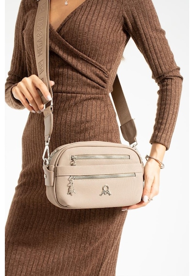 Baginn Kadın Postacı Çanta 23 18 Cm Çapraz Askılı Suni Deri Omuz Çantası Mega Bag Günlük Kullanıma Uygun Vizon