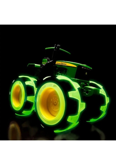 John Deere Işıklı Canavar Traktör 46434