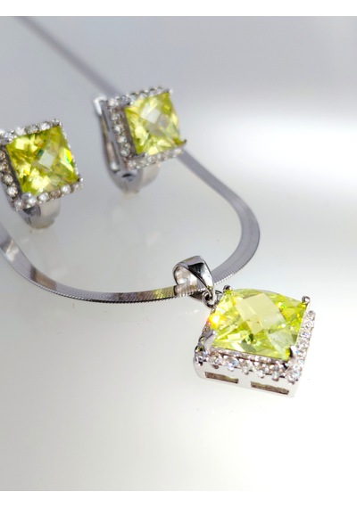925 Ayar Gümüş Zebercet Peridot Doğal Taşlı Baget Tasarım Kadın Mücevher Set Kolye Küpe S.258