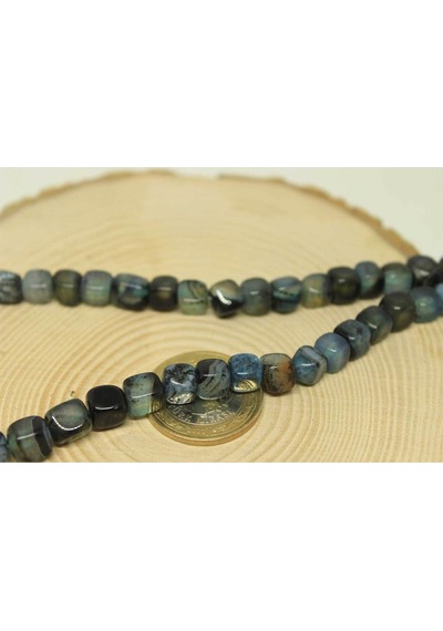 Çeyrek Dizi 9cm Uzunluğundadır Akik Taşı Küp Şekilli 7-8mm Aralığı 24210 Çok Renkli