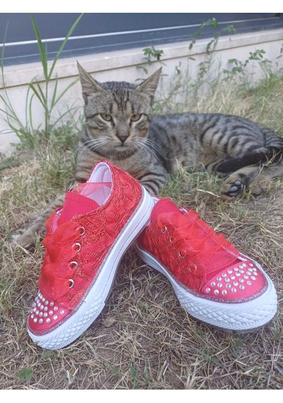 Scarpe Magiche Kırmızı Bağcıklı Kız Ayakkabısı 31-35 Numara Arası Işıksızdır Kırmızı