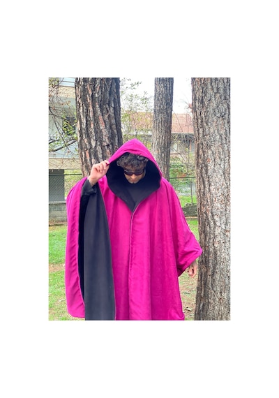 Alpin Çift Taraflı Kapüşonlu Panço Fuşya & Siyah Unisex Oversize Panço Çok Renkli Çok Renkli Alpin Çift Taraflı Kapüşonlu Panço Fuşya & Siyah Unisex Oversize Panço Çok Renkli Çok Renkli
