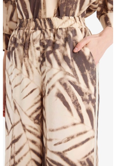 DeFacto Wide Leg Desenli Modal Kumaş Palazzo Pantolon Yüksek Bel Düz Geniş Paça E8599AX25SMBG310 DeFacto Wide Leg Desenli Modal Kumaş Palazzo Pantolon Yüksek Bel Düz Geniş Paça E8599AX25SMBG310