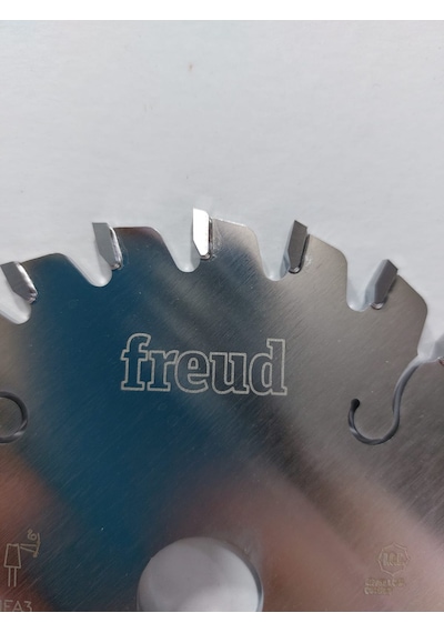 Freud 120 2.8 - 4.0 2.2 20 Z:24 Konik Çizici Daire Testere