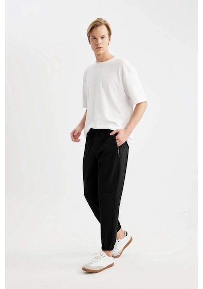 Defacto - Regular Fit Beli Bağcıklı Cepli Paçası Lastikli Şardonlu Basic Düz Jogger Eşofman Altı E6326AX25AU Siyah