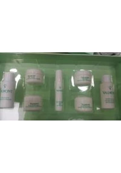 Valmont Matifying Treatment Discovery Set