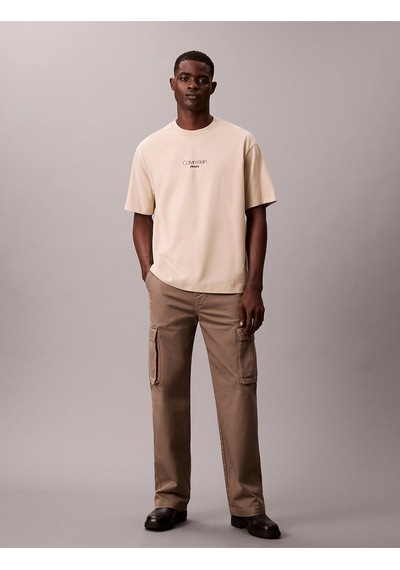Calvin Klein Kısa Kollu 16s Rahat Kesim Ckj Grafikli Erkek Kahverengi T-shirt Lv04rc851g-2f2 Kahverengi Calvin Klein Kısa Kollu 16s Rahat Kesim Ckj Grafikli Erkek Kahverengi T-shirt Lv04rc851g-2f2 Kahverengi