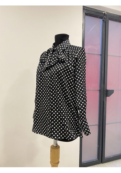 Pera Moda Puantiye Desenli Paris Fularlı Gömlek Siyah - Beyaz