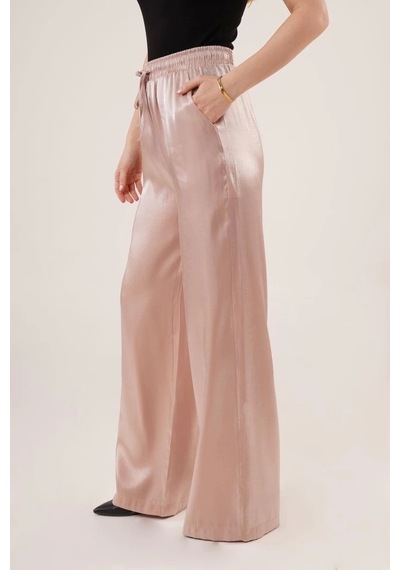 Defymoda Parlak Görünümlü Cepli Bej Bol Paça Pantolon Bej