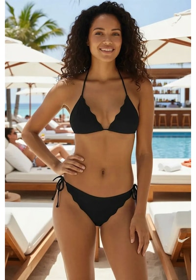 Kadın Siyah Dantel Detaylı Pedli Boyun Ve Belden Bağlamalı Bikini Takımı
