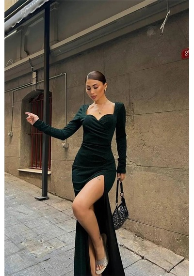 Euro Class Kadın Tasarım Kalp Yaka Yırtmaçlı Uzun Kollu Abiye Elbise Zümrüt