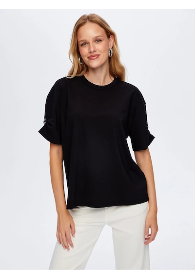 Faik Sönmez Kolları Taş Detaylı Yuvarlak Yaka Kadın T-shirt W26tsh088 Siyah