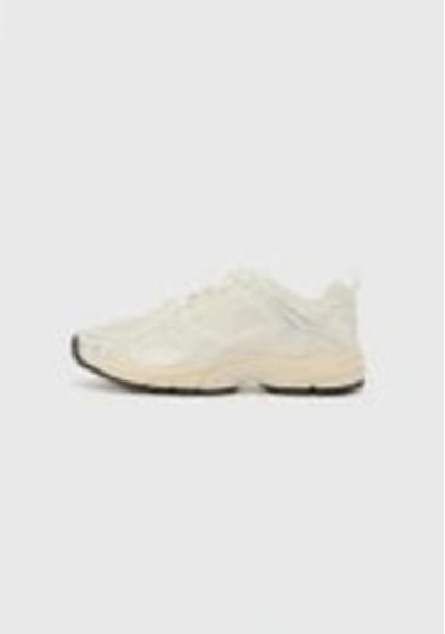 Tommy Hilfiger Kadın Sneaker En0en02857ybl Beyaz
