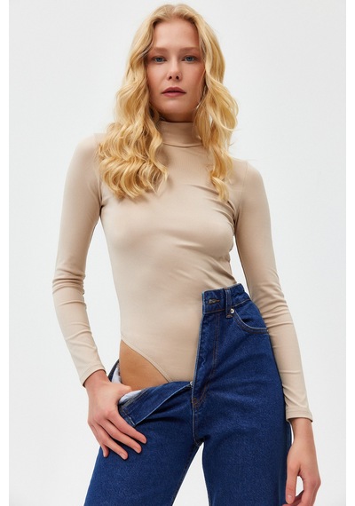 Açelyaokcu Yarım Balıkçı Dik Yaka Altı Çıt Çıtlı Bodysuit Bluz Bej