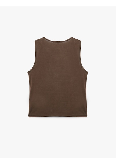 Koton Slim Fit Metal Aksesuarlı Drapeli Viskon Degaje Yaka Kolsuz Bluz Kahverengi 7wak10149ek Kahve