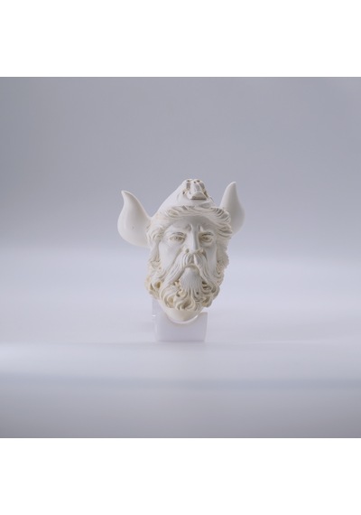 El Oyması Lületaşı Viking Pipo, Boynuzlu Miğferli Sakallı Figür, Akrilik Ağızlık