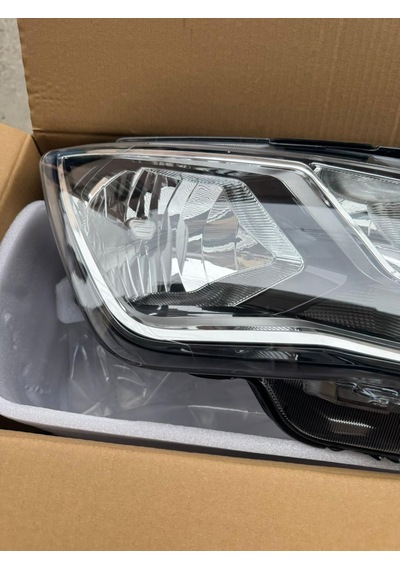 Seat Toledo Sağ Far 2012-2018 6jb941016