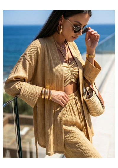 Fashion Cocktail Soft Yumuşak Saten Kumaşlı Büzgü Bağlama Lastikli Crop Ceket Pantolon Kemer 4 Lü Takım Sarı Fashion Cocktail Soft Yumuşak Saten Kumaşlı Büzgü Bağlama Lastikli Crop Ceket Pantolon Kemer 4 Lü Takım Sarı