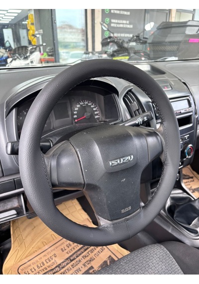 Dikişli Direksiyon Kılıfı Siyah Deri Siyah Dikişli Isuzu D Max Bu Direksiyon İçin Renkli