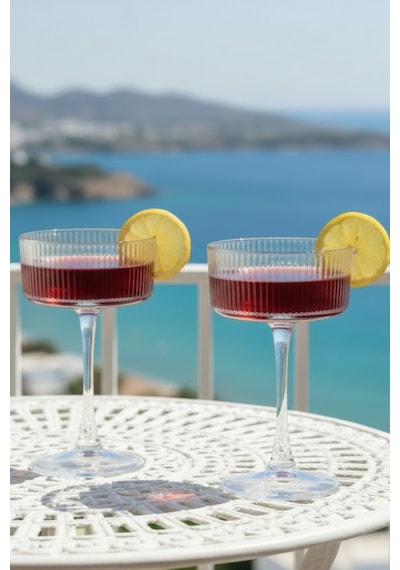 6 Kişilik Modern Çizgili Kabartma Desen Cam Ayaklı Kadeh Takımı 245 Ml Beyaz