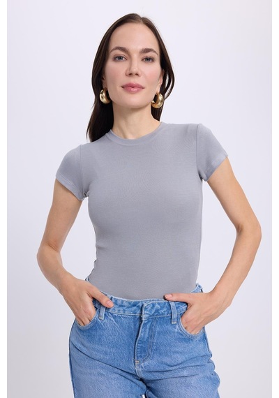 Tudors Kadın Slim Fit Dar Kesim Bisiklet Yaka Viskon Kumaş Ultra Soft Gri Tişört-34856 Gri