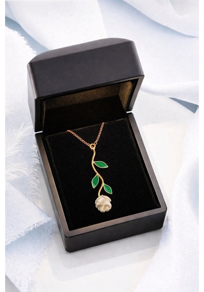 Çekirdekjewelry Beyaz Gül Detaylı Rose Gold Kolye Zarif Tasarım Hediye Işıklı Kutuda Kolye 925 Ayar Gümüş Pembe Çekirdekjewelry Beyaz Gül Detaylı Rose Gold Kolye Zarif Tasarım Hediye Işıklı Kutuda Kolye 925 Ayar Gümüş Pembe