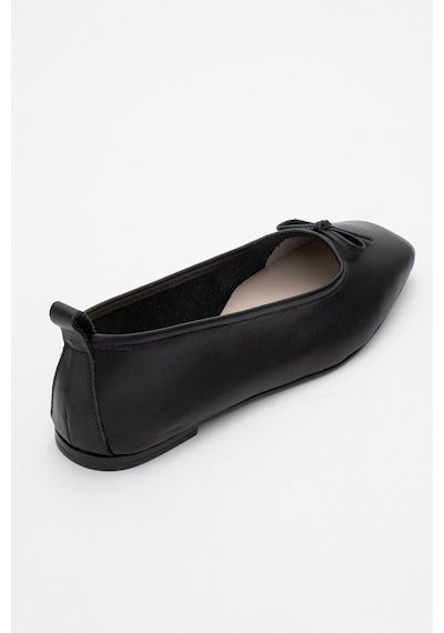 Luvishoes Luvi Shoes Sosa Siyah Cilt Hakiki Deri Küt Burunlu Fiyonklu Kadın Babet Ayakkabı Siyah Cilt