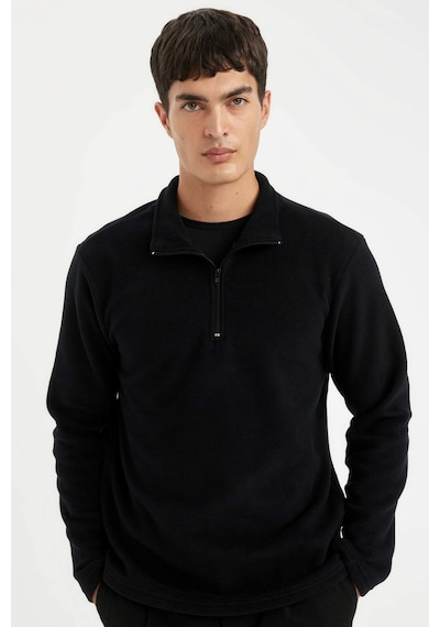 DeFacto Siyah Tüylenme Yapmayan Soğuk Geçirmez Regular Fit Dik Yaka Fermuarlı Polar Sweatshirt Y3996AZNSBK81