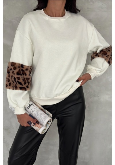 Femelle Kadın Kolları Leopar Detaylı İçi Pamuklu Oversize Sweatshirt beyaz