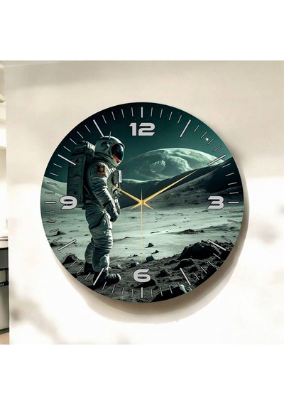 AA Shop Renkli Baskı Ay Ve Astronot Desenli Sayılı Hediyelik Ahşap Sessiz Duvar Saati 50cm ÇOk Renkli