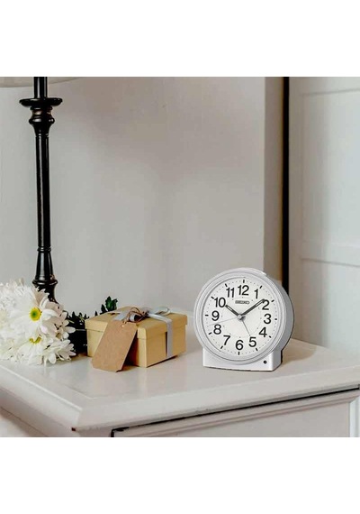 Seiko Qhe199s Sessiz Saniyeli Sensörlü Otomatik Aydınlatma Beep Sesli Alarm 5 Dk Ertelemeli Masa Saati Çok Renkli