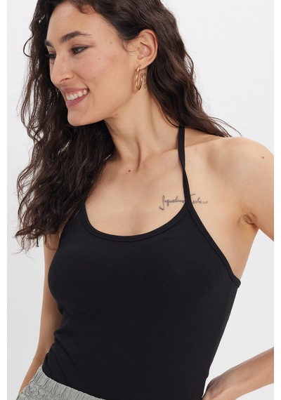 Tudors Kadın Slim Fit Dar Kesim Pamuklu Halter Yaka İnce Bağcıklı Siyah Crop-50717