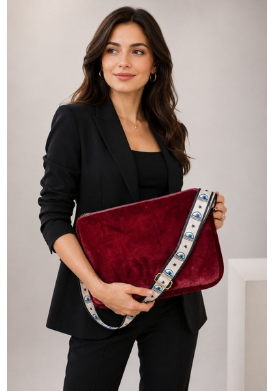 Bordo Toscana Peluş Laptop Apple Uyumlu MacBook Çantası 13-13.3-14 İnç Yumuşak Koruyucu Kılıf 36x26 Cm Bordo Bordo