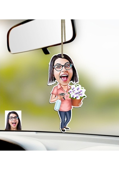 Kişiye Özel Ev Hanımı Karikatürlü Ahşap Araba Dikiz Ayna Süsü-2