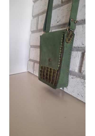 Çağla Yeşili Hakiki Deri Mini El Yapımı Çapraz Çanta Yeşil