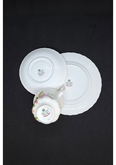 Prairie Rose Çayır Gülü Bone China Porselen Duble Kahve Fincanı Ve Tabakları 3 Parça 120 Ml Mor