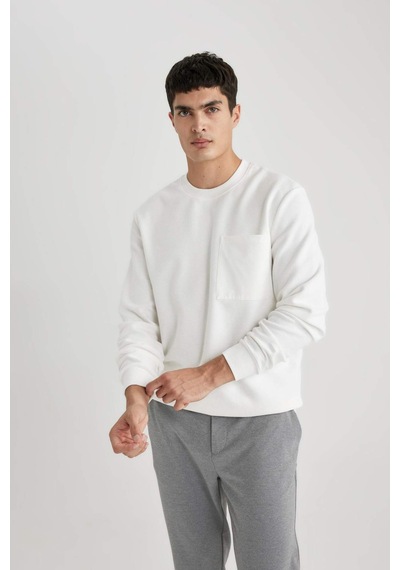 DeFacto Regular Fit Bisiklet Yaka Dokulu Cepli Sweatshirt B6497AX24SPWT32