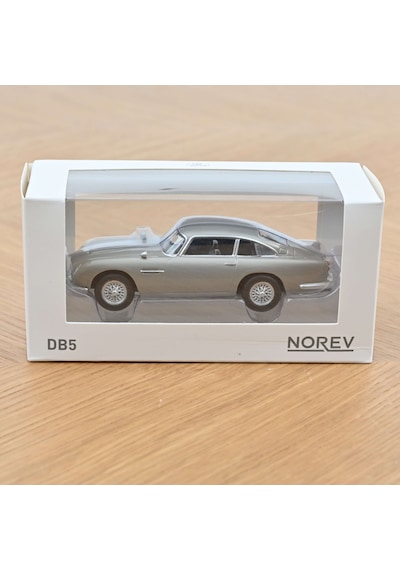 1:43 Norev 270523 1963 Aston Martin Db5 Silver Birch Jet Car