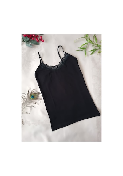 Demirsa Boutique Pamuklu, İnce Dantelli İp Askılı Likralı 4'lü Penye Kadın Atlet 2 Siyah, 2 Beyaz Beyaz-siyah4 Demirsa Boutique Pamuklu, İnce Dantelli İp Askılı Likralı 4'lü Penye Kadın Atlet 2 Siyah, 2 Beyaz Beyaz-siyah4