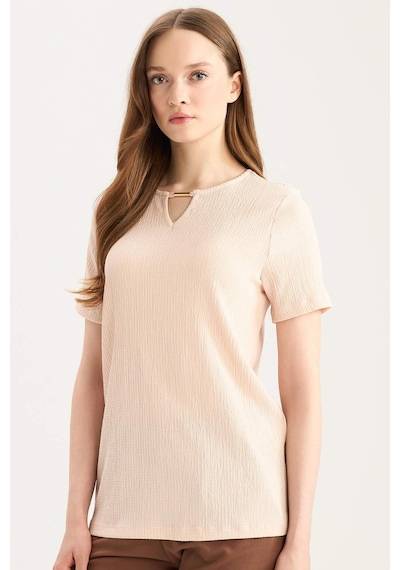 DeFacto Regular Fit Apaş Yaka Basic Düz Bürümcük Kısa Kollu Tişört E0325AX25SPPN70