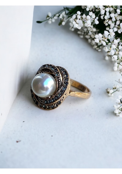 Black Diamond Taşlı Inci Yüzük Gri