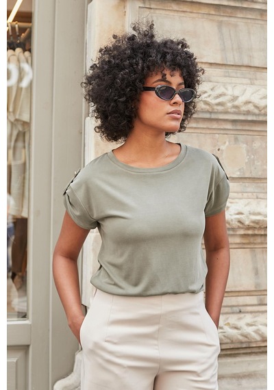 Jument Kadın Modal Penye Geniş Sıfır Yaka Düşük Omuzlu Apoletli Kısa Kol T-shirt Bluz-haki Haki Jument Kadın Modal Penye Geniş Sıfır Yaka Düşük Omuzlu Apoletli Kısa Kol T-shirt Bluz-haki Haki
