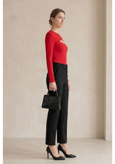 Kadın Kırmızı Cut Out Bluz Uzun Kollu Fit Kalıp Göğüs Dekolteli Modern Şık Üst Bluz